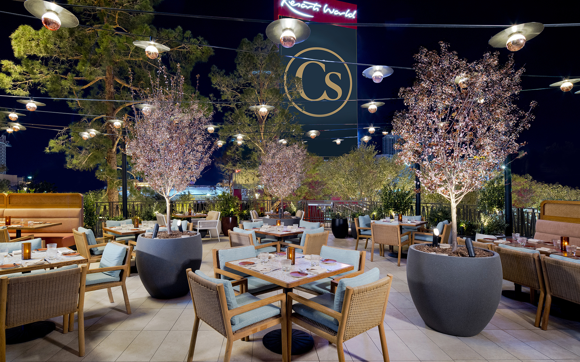 23 Patios for Outdoor Dining on the Las Vegas Strip