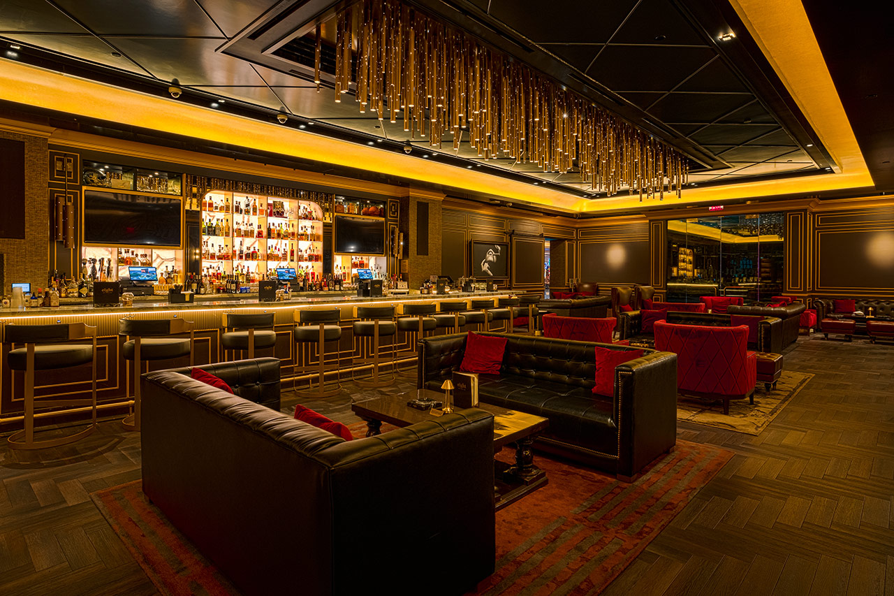 EIGHT CIGAR LOUNGE | Resorts World Las Vegas